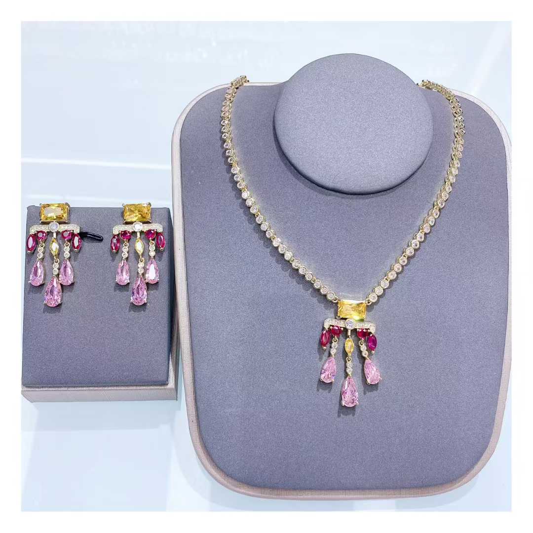 Temperament light luxury colored zircon set