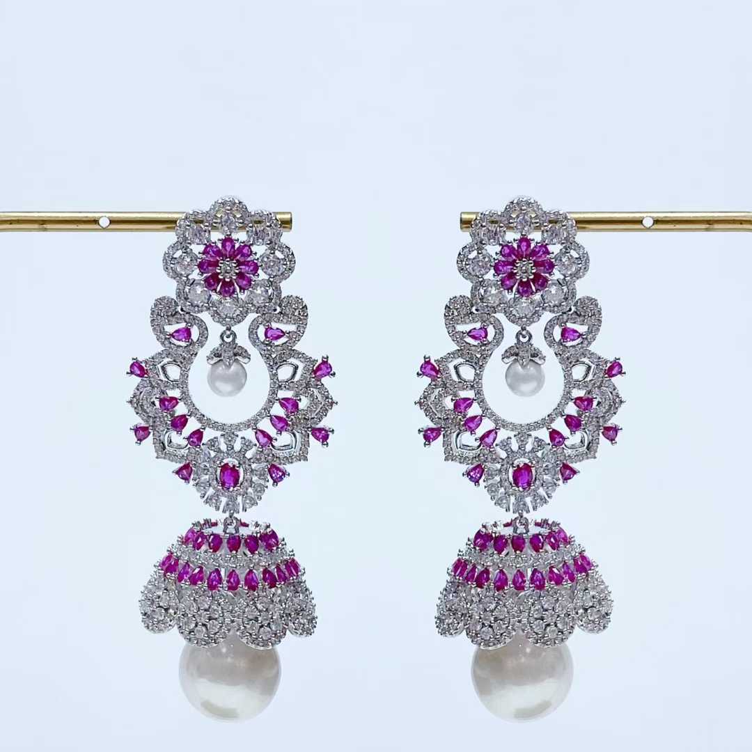 Ethnic light luxury silver needle earrings