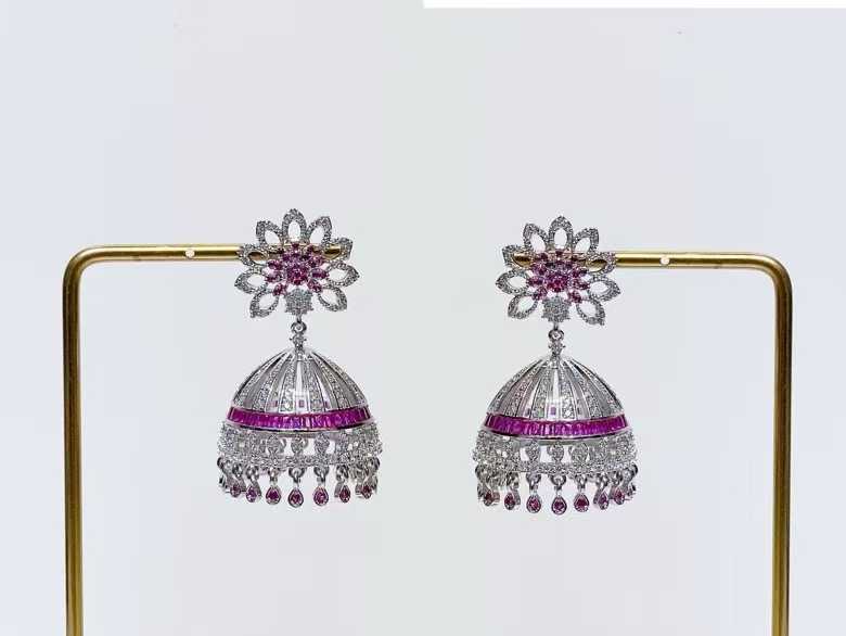 Zircon inlaid high-end three-dimensional wind chime earrings