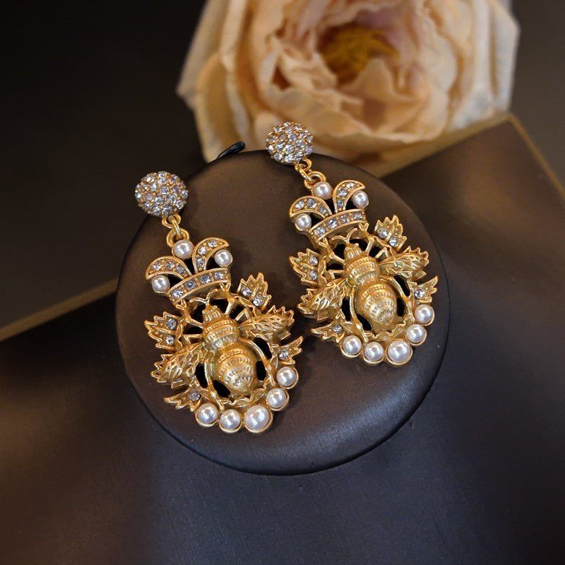 Vintage Pearl Diamond Crown 3D Embossed Bee Earrings