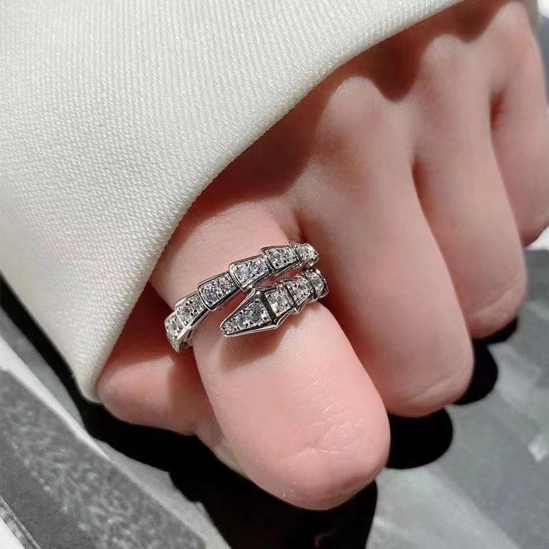 Full diamond snake ring