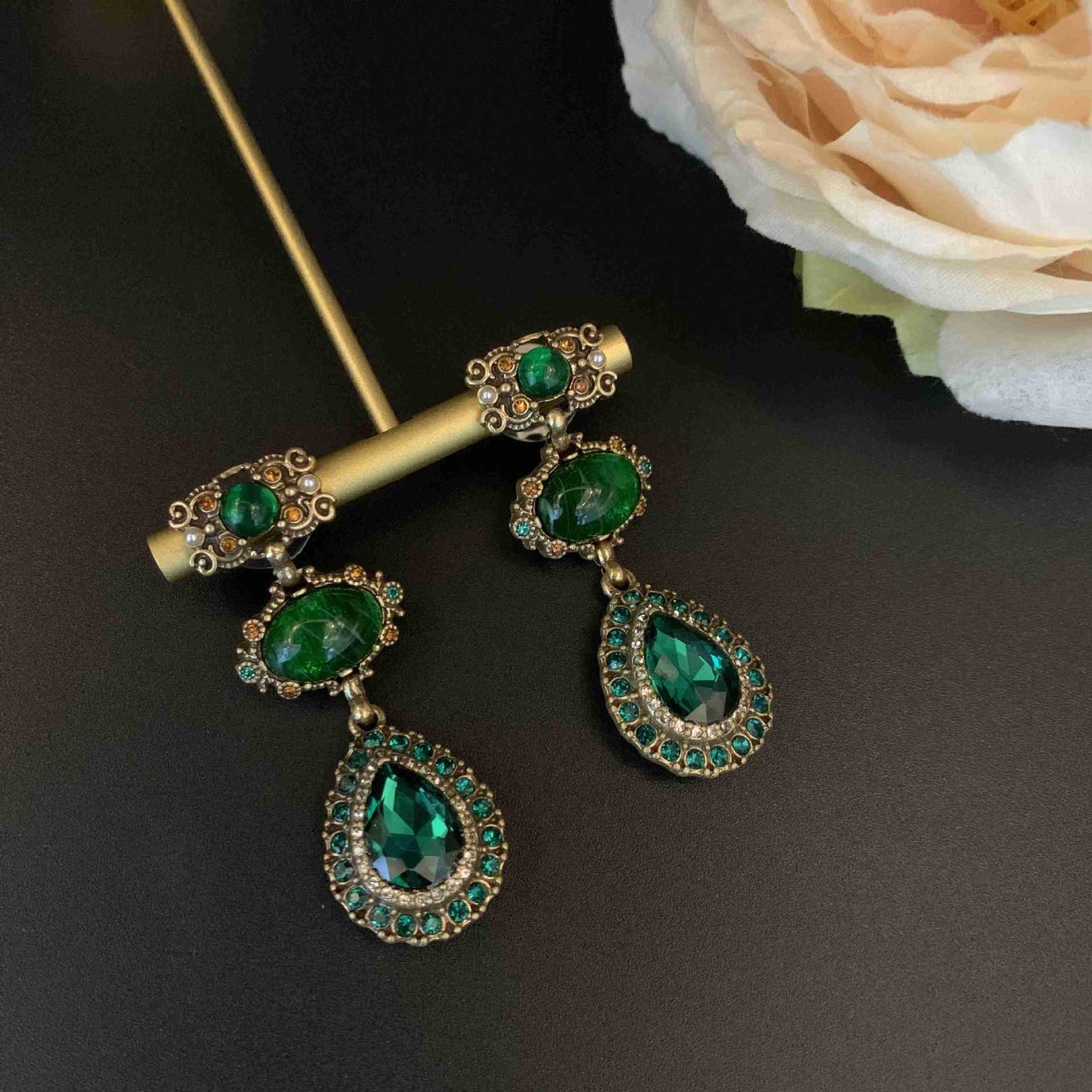 Gold-plated green glass hollow diamond necklace, bracelet and earring set