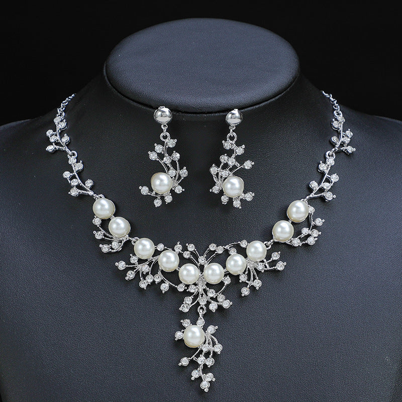 Pearl necklace set
