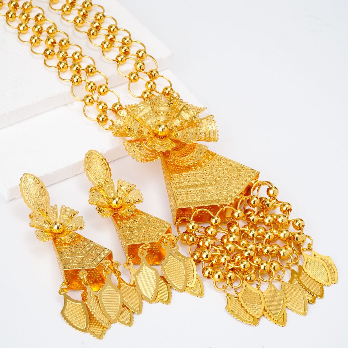 24k gold hollow flower earrings and necklace set