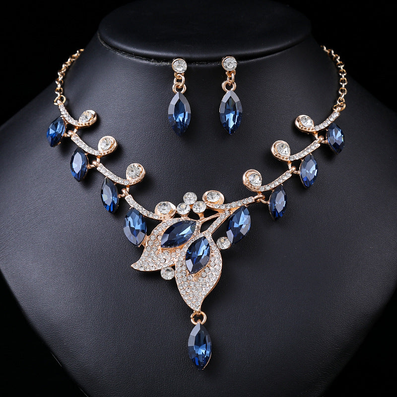 Vintage Necklace Set