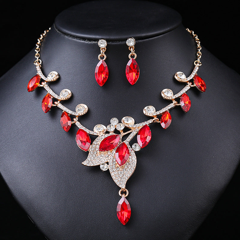 Vintage Necklace Set
