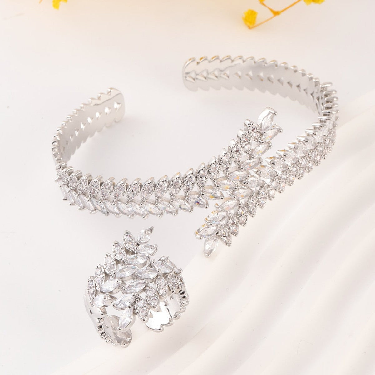 Light luxury wheat ear bracelet and ring set