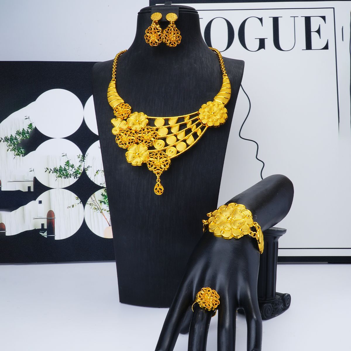 New 3D hollow flower four-piece set