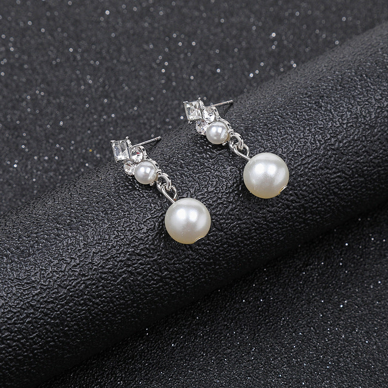 Pearl and Gemstone Necklace Set