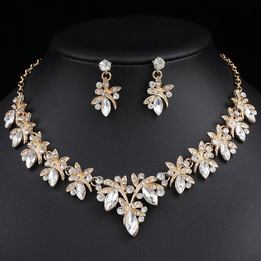 Glass crystal inlaid necklace set