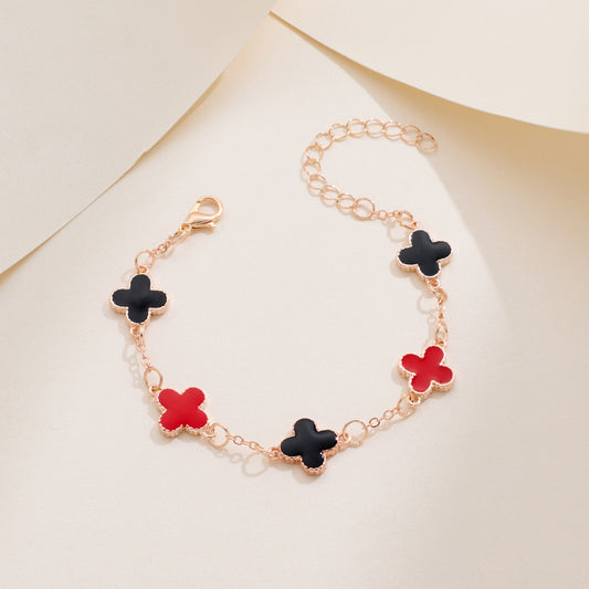 Five-flower four-leaf clover bracelet