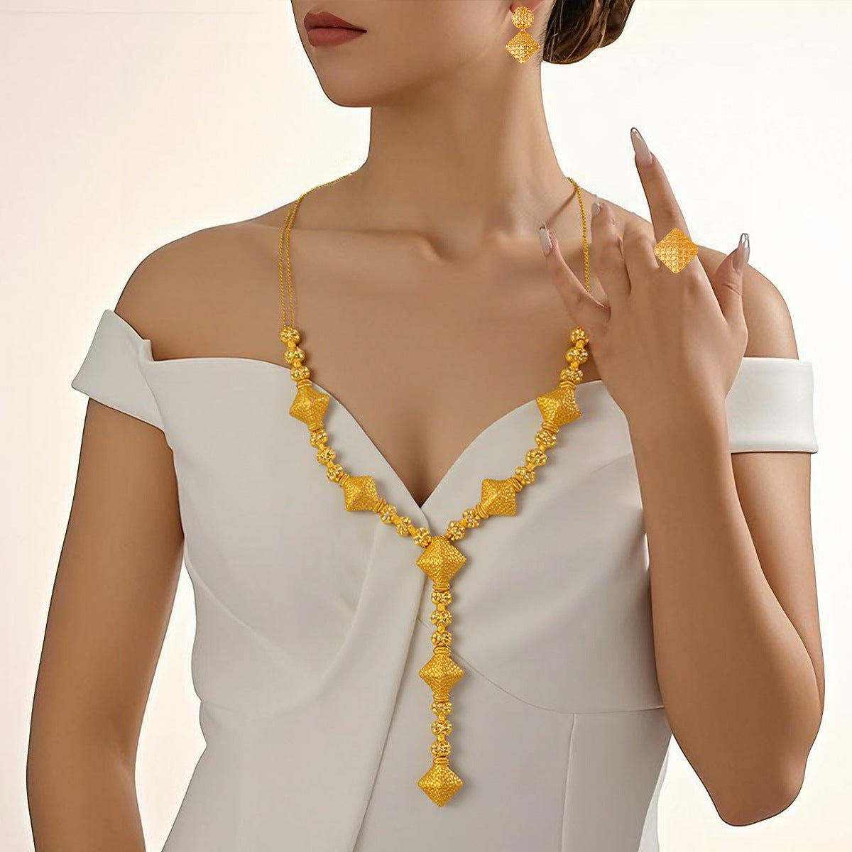 Gold-plated tassel four-piece suit