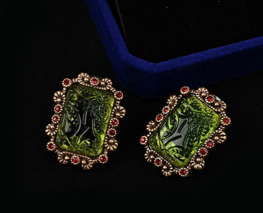 Light luxury jewelry emerald glass earrings